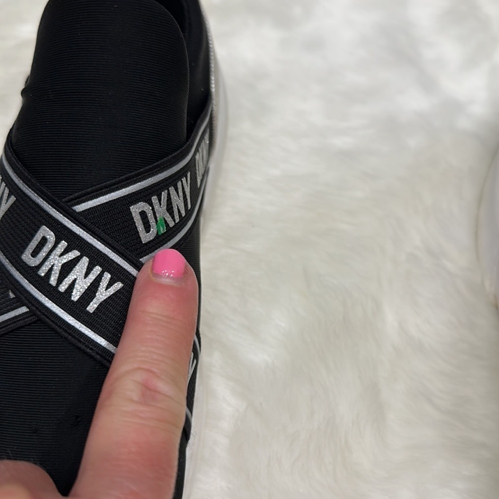 DKNY black slip on tennis shoe size 3 - Picture 9 of 17